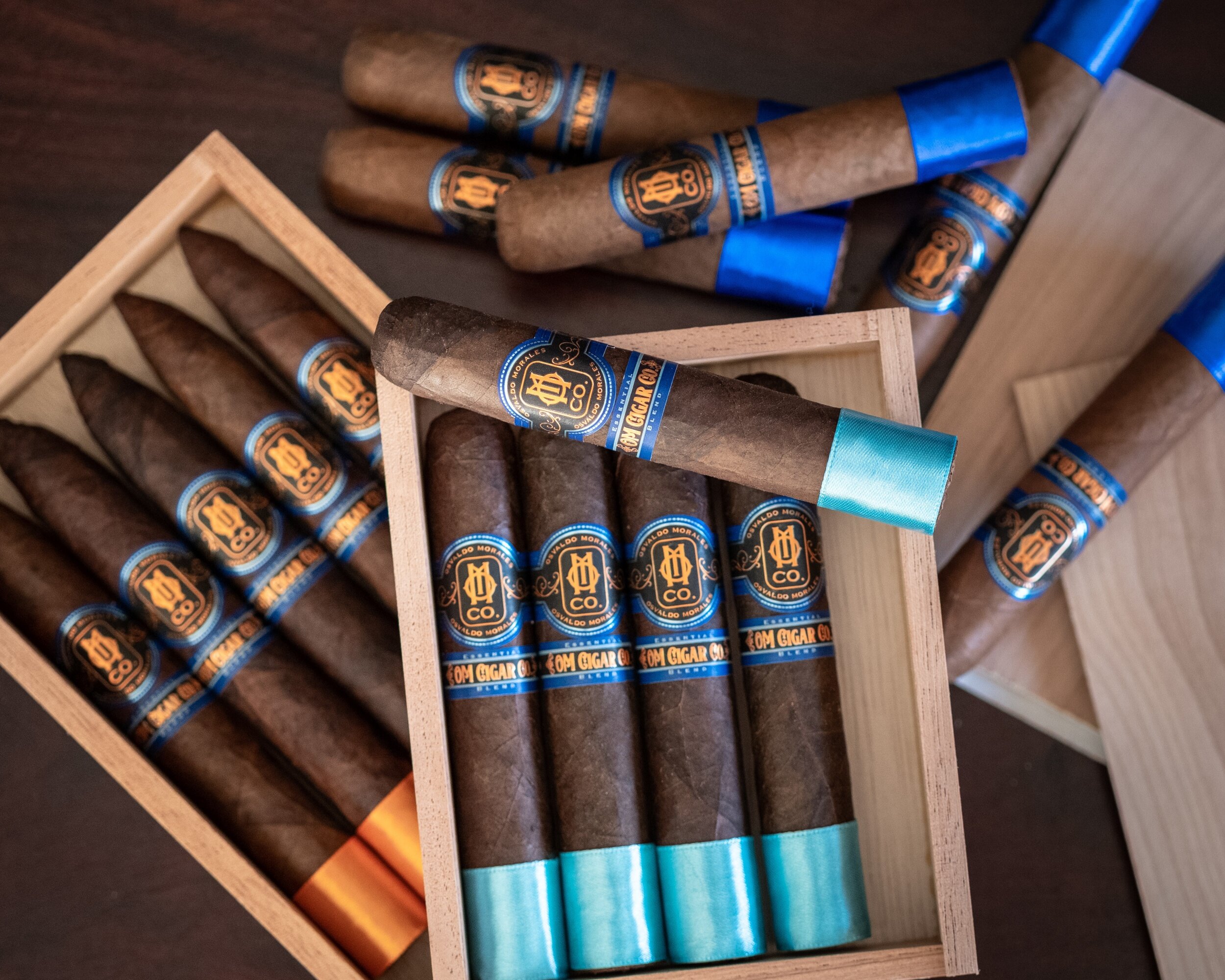 135 processed 3～2 shown in an O.M. Cigars image