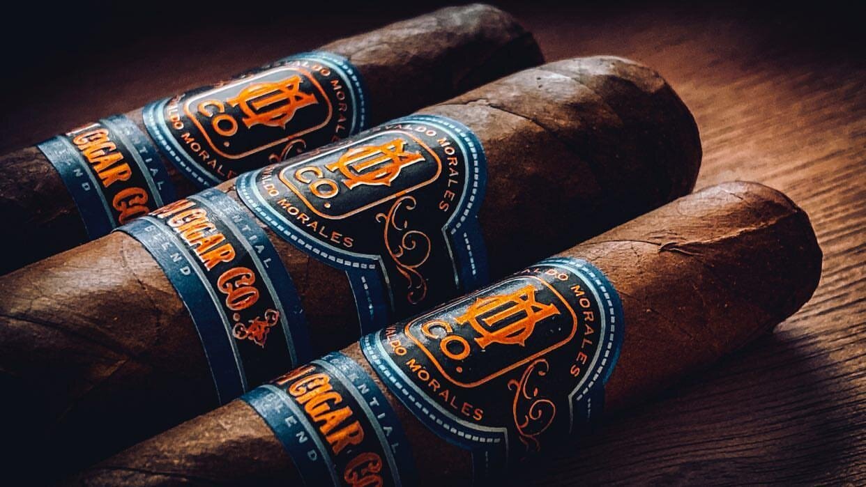 16 IMG 20200402 212500 465 image aligned with the O.M. cigars selection