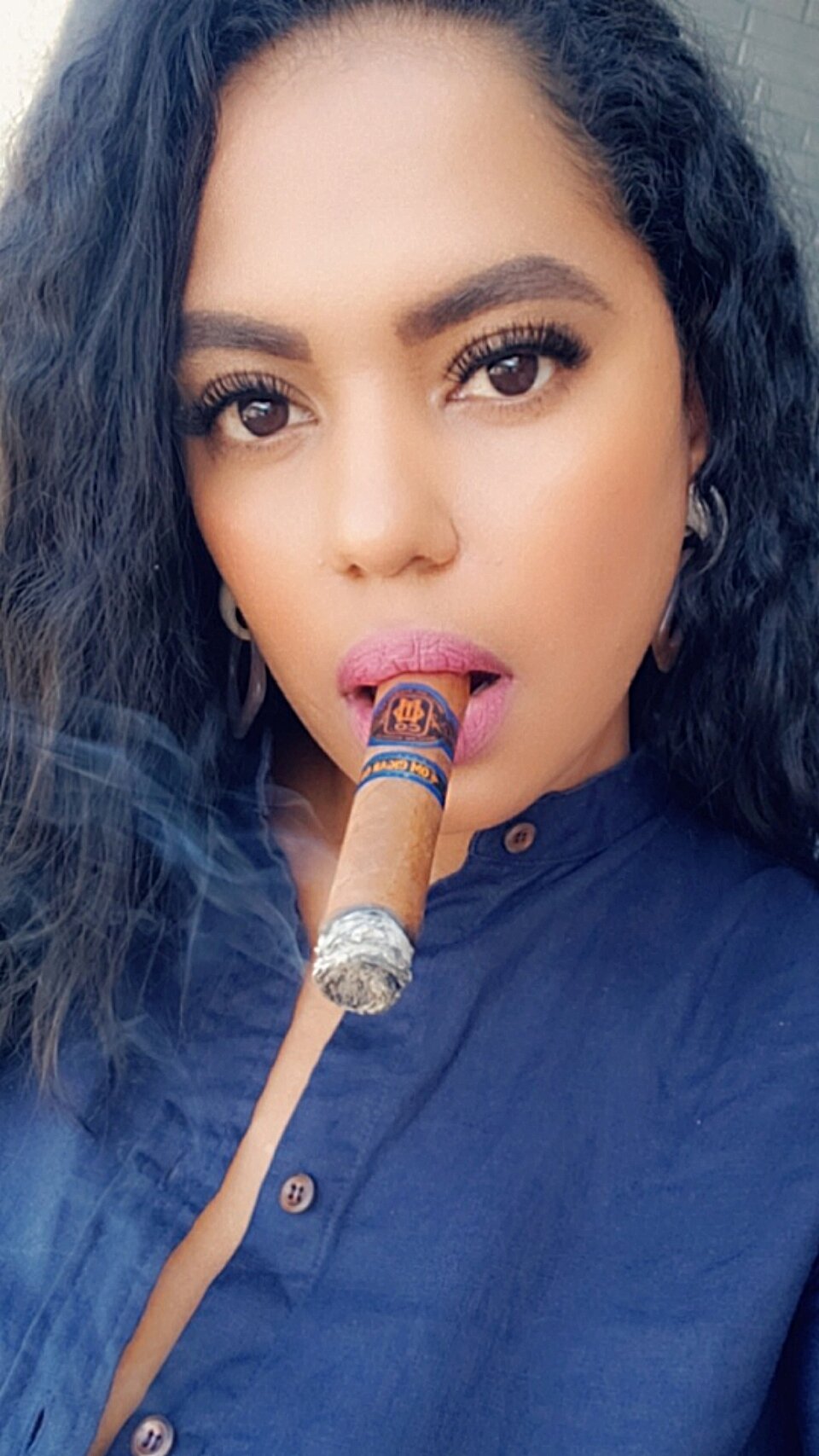 191 20210410 140555 270 shown in an O.M. Cigars image