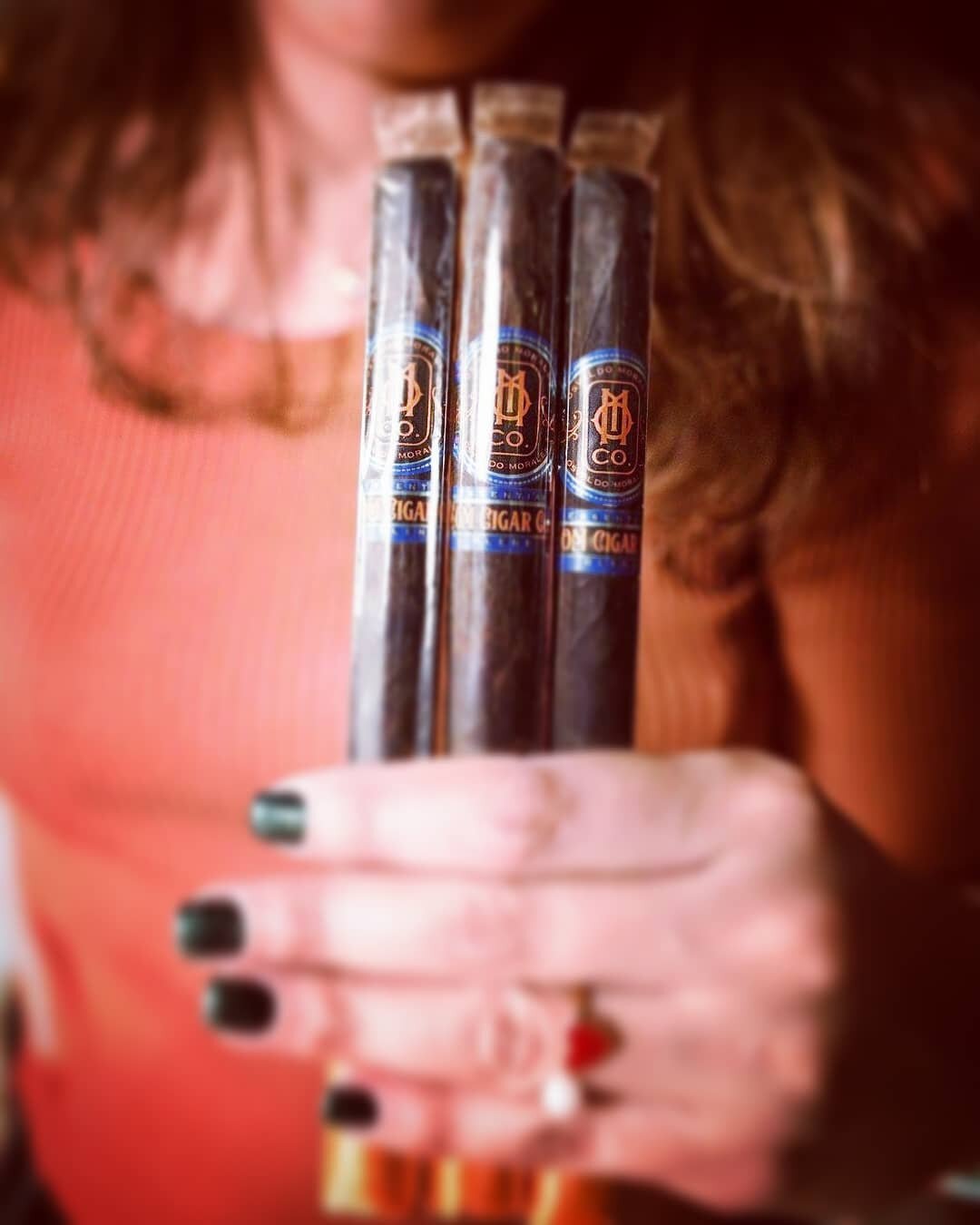 192 – IMG 20201217 233444 274 image aligned with the O.M. cigars selection