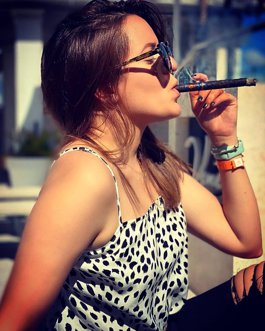 210 IMG 20210105 231231 017 shown in an O.M. Cigars image