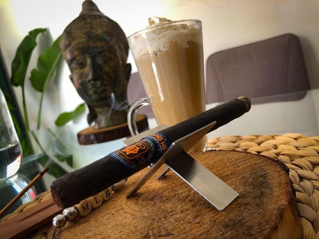214 maryleidy bautista27 20210204 150400 shown in an O.M. Cigars image