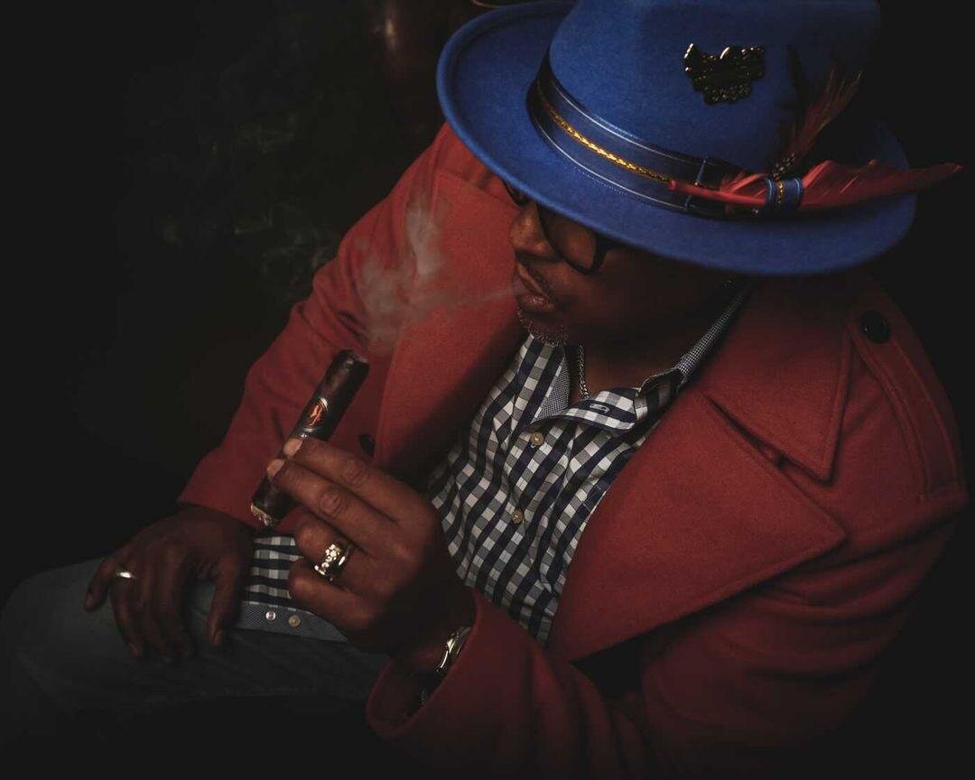 230 IMG 20210205 041401 909 shown in an O.M. Cigars image