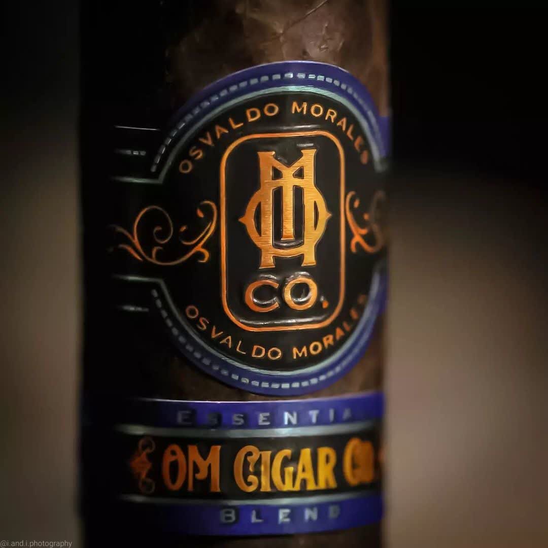 Essential Blend No. 1 cigar | Tasting selection Essential Blend No. 1 cigar shown as a sampler-led starting point from O.M. Cigars