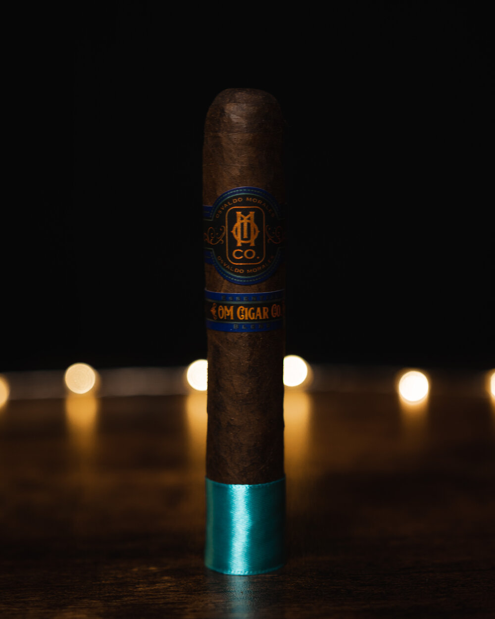 Essential Blend No. 2 cigar | First-order comparison Essential Blend No. 2 cigar image highlighting a practical first cigar selection