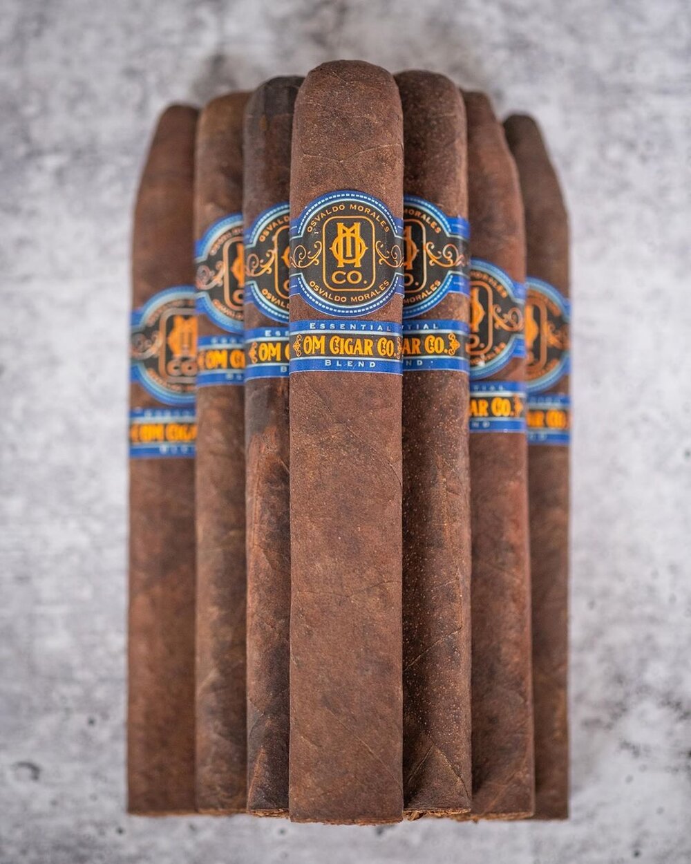 Essential Blend No. 4 box-pressed cigar | Tasting selection Essential Blend No. 4 box-pressed cigar shown as a sampler-led starting point from O.M. Cigars