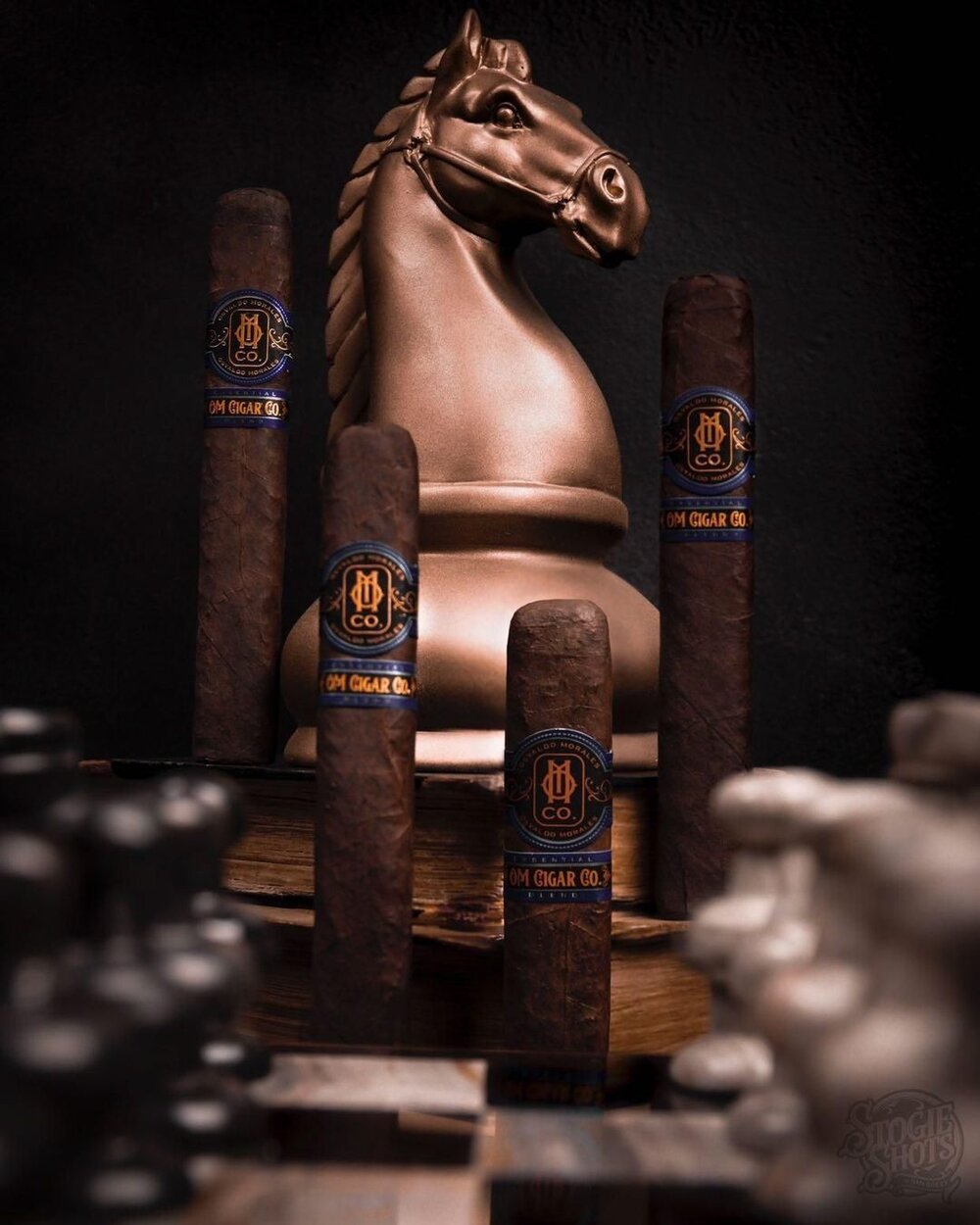 Essential Blend No. 4 box-pressed cigar | Tasting selection Essential Blend No. 4 box-pressed cigar shown as a sampler-led starting point from O.M. Cigars