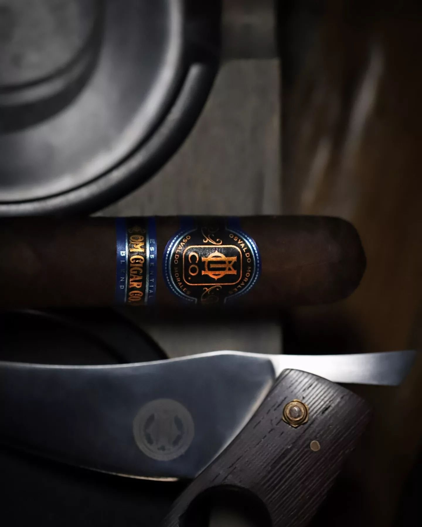 Essential Blend No. 5 cigar | Cigar image Essential Blend No. 5 cigar image aligned with the O.M. cigars selection