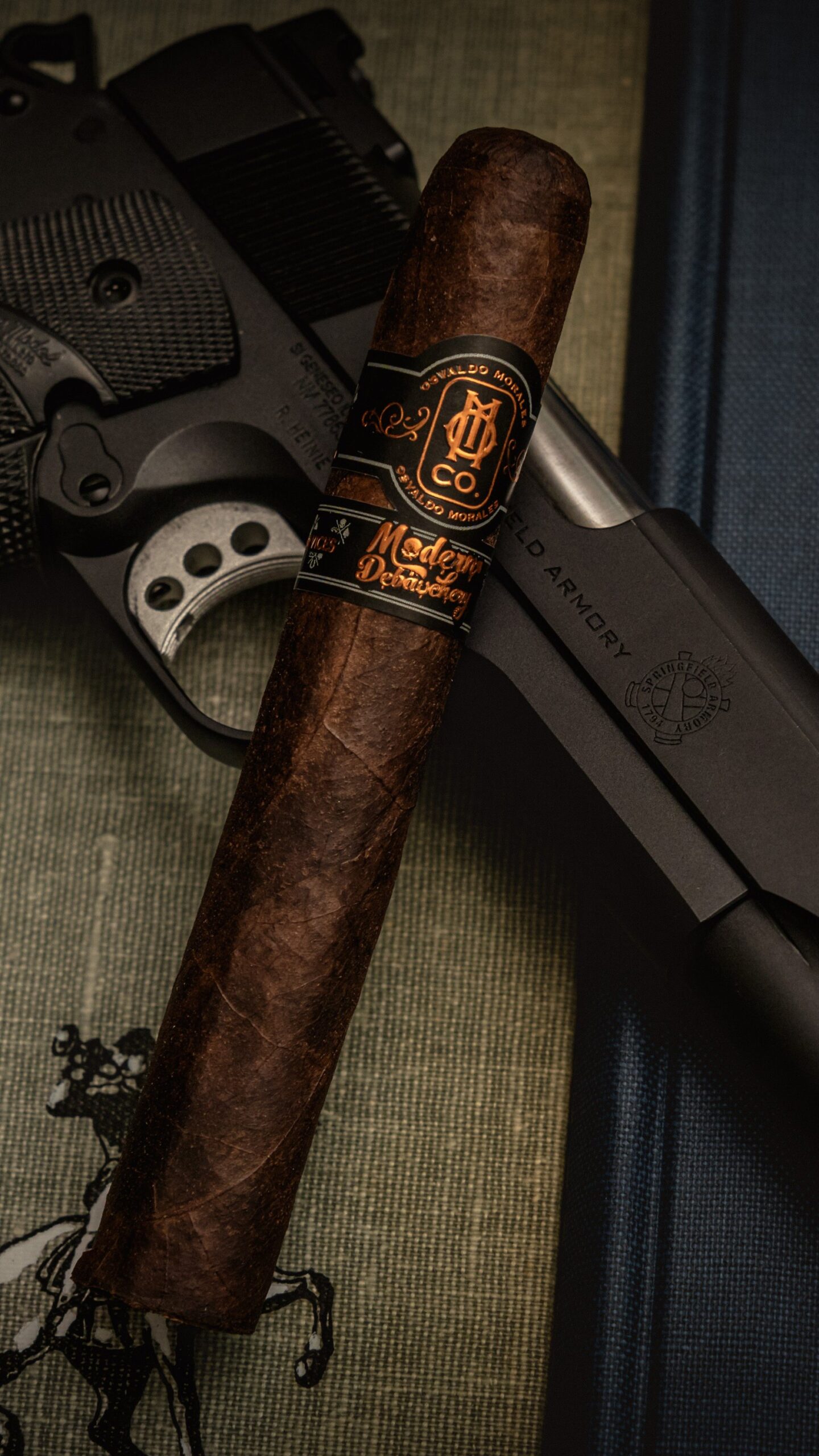 Seed to Smoke cigar craftsmanship | O.M. Cigars process Seed to Smoke cigar craftsmanship visual supporting cigar-making detail