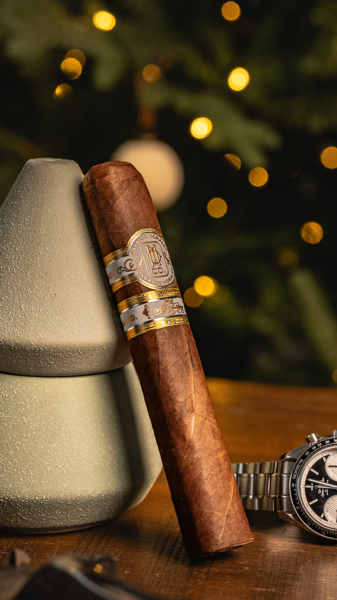 O.M. Cigars 5th Anniversary Edition – Limited Release, Five Packs!!!. O.M. Cigars 5th Anniversary Edition – Limited Release, Five Packs!!! box-pressed cigar laid out for cigar comparison at.